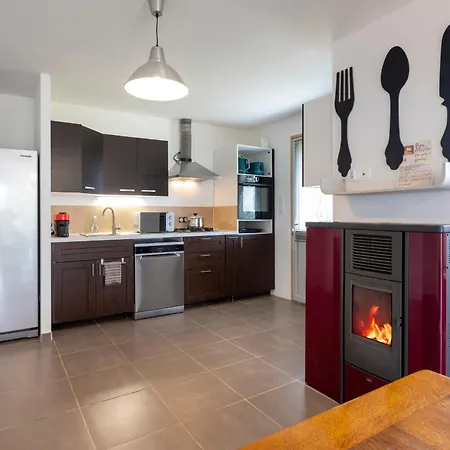 Villa Accessible With Panoramic Views *