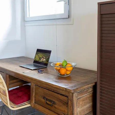 Villa Accessible With Panoramic Views *